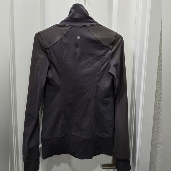 Lululemon Contempo Gray Jacket Sz 4 - Picture 7 of 7